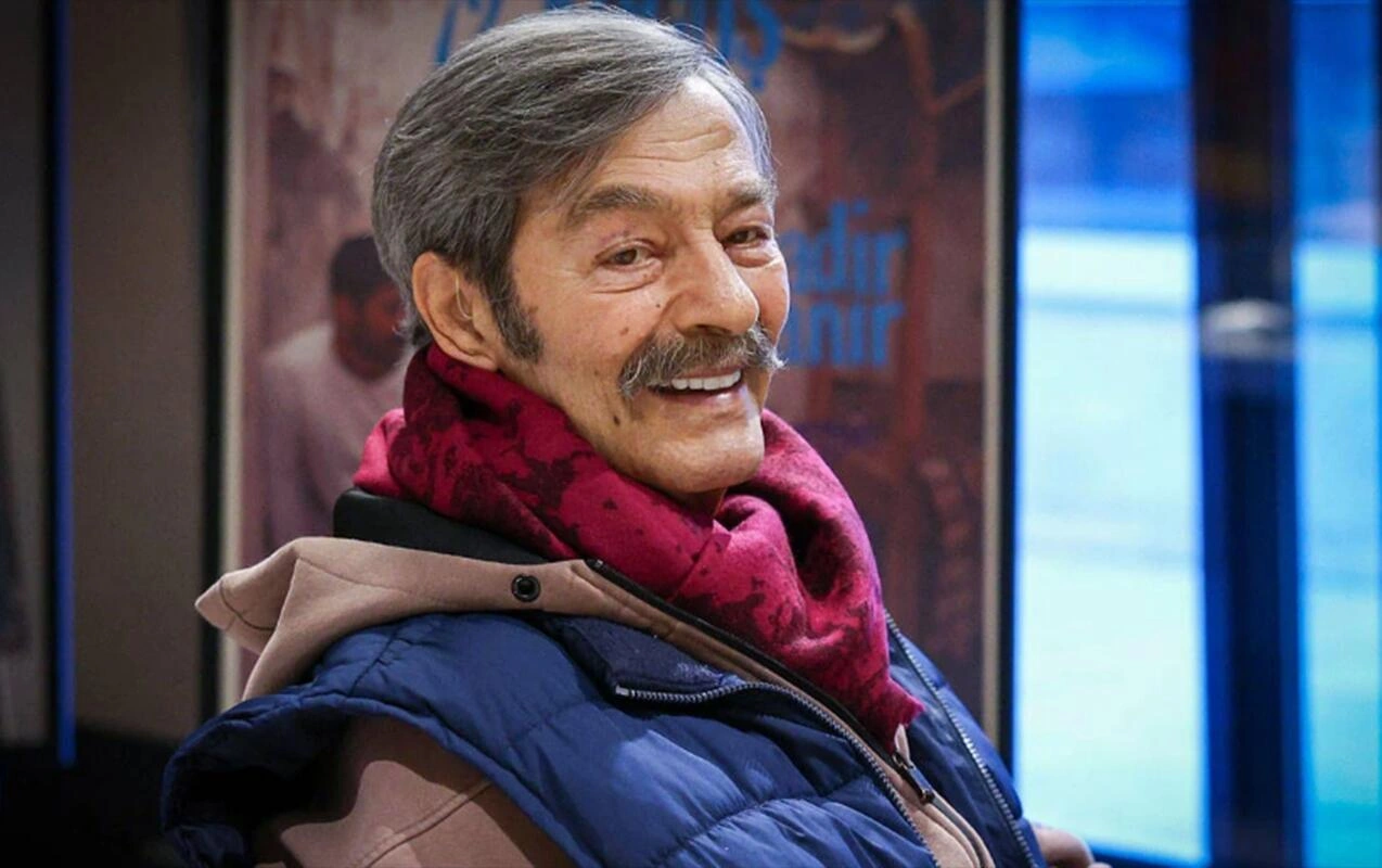 Kadir İnanır vəfat etdi