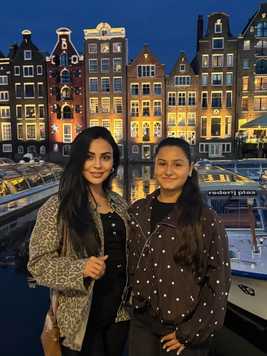 Vüsalə ilə qızının Amsterdam tətili