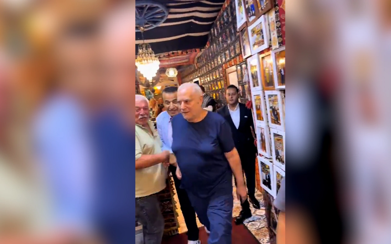 Mehmet Ali Erbilin son halı müzakirə yaratdı - (Foto)