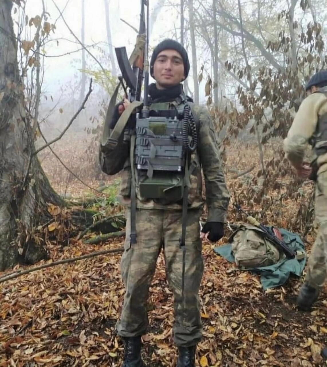 Şəhid tələbəsini bu sözlərlə yad etdi - (Fotolar)