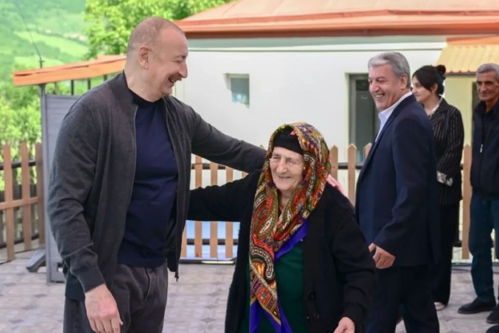 Prezident Şuşaya getdi - Fotolar