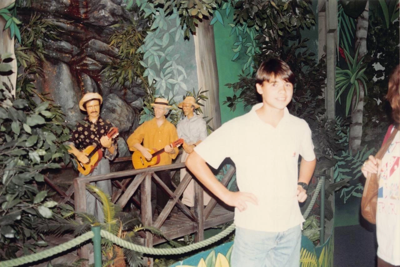 Emindən nostalji paylaşım: "Bir vaxtlar yay belə idi" - (Foto)