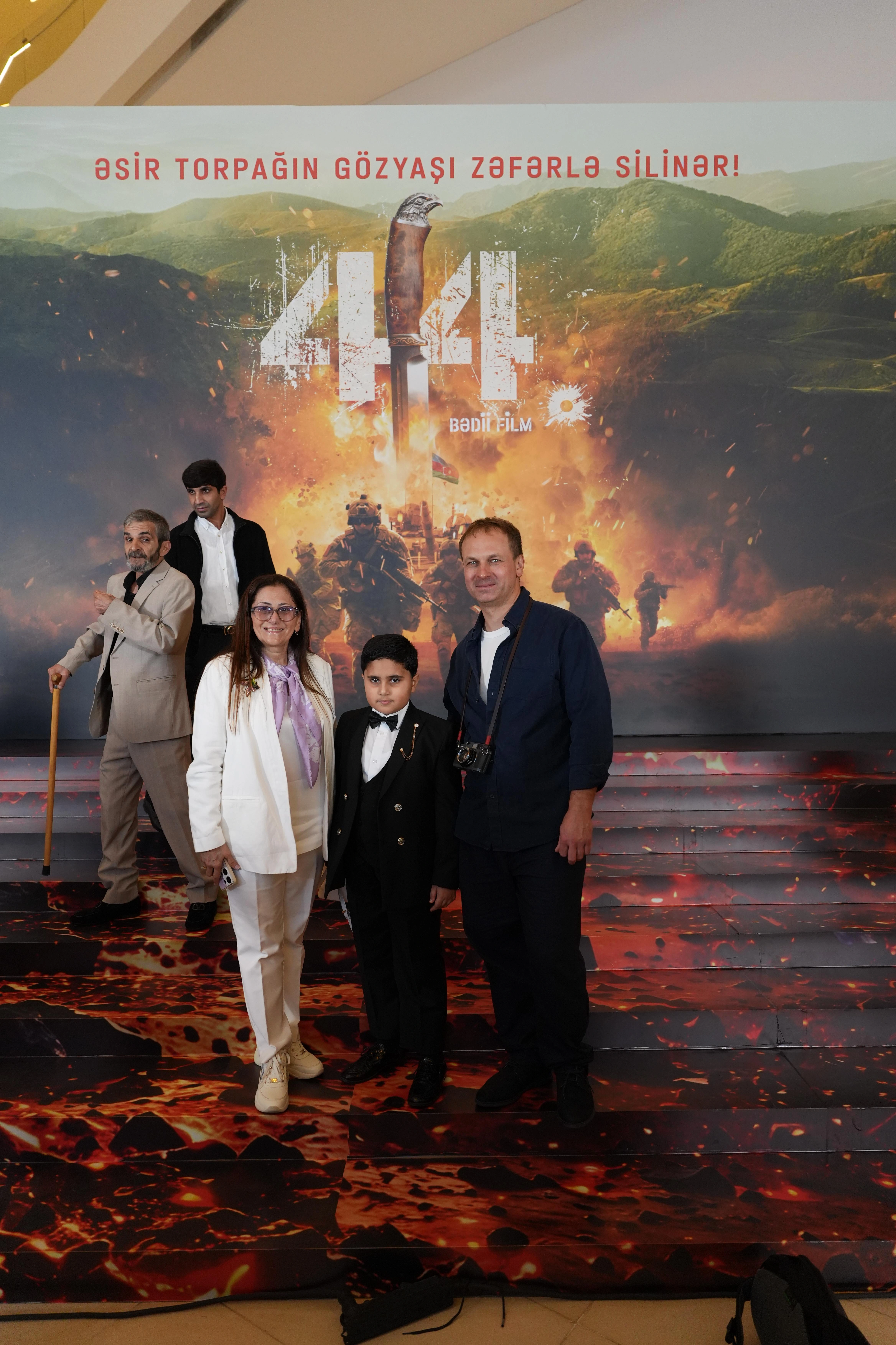Bir filmdən daha artıq - 5 ilə çəkilmiş “44” təqdim edildi - Fotolar