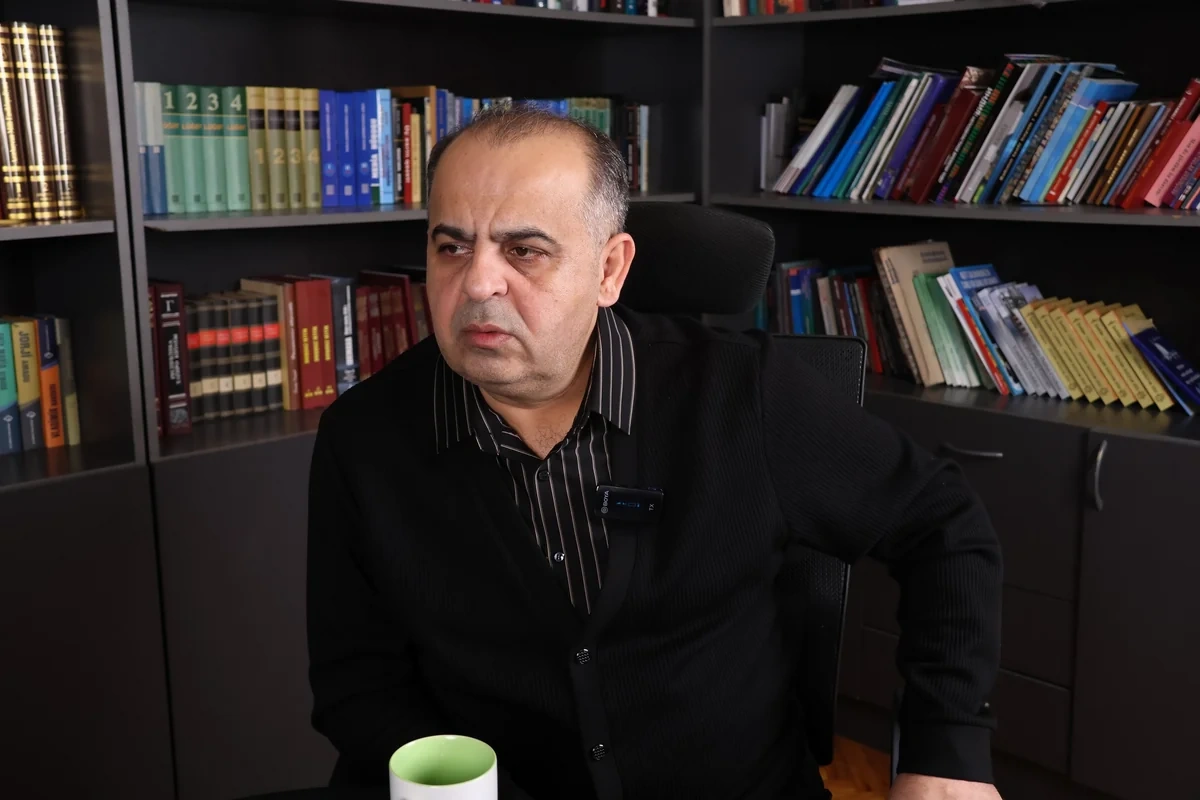 Əməkdar artist oğlunun toyunda müğənnilərə qadağa qoyub